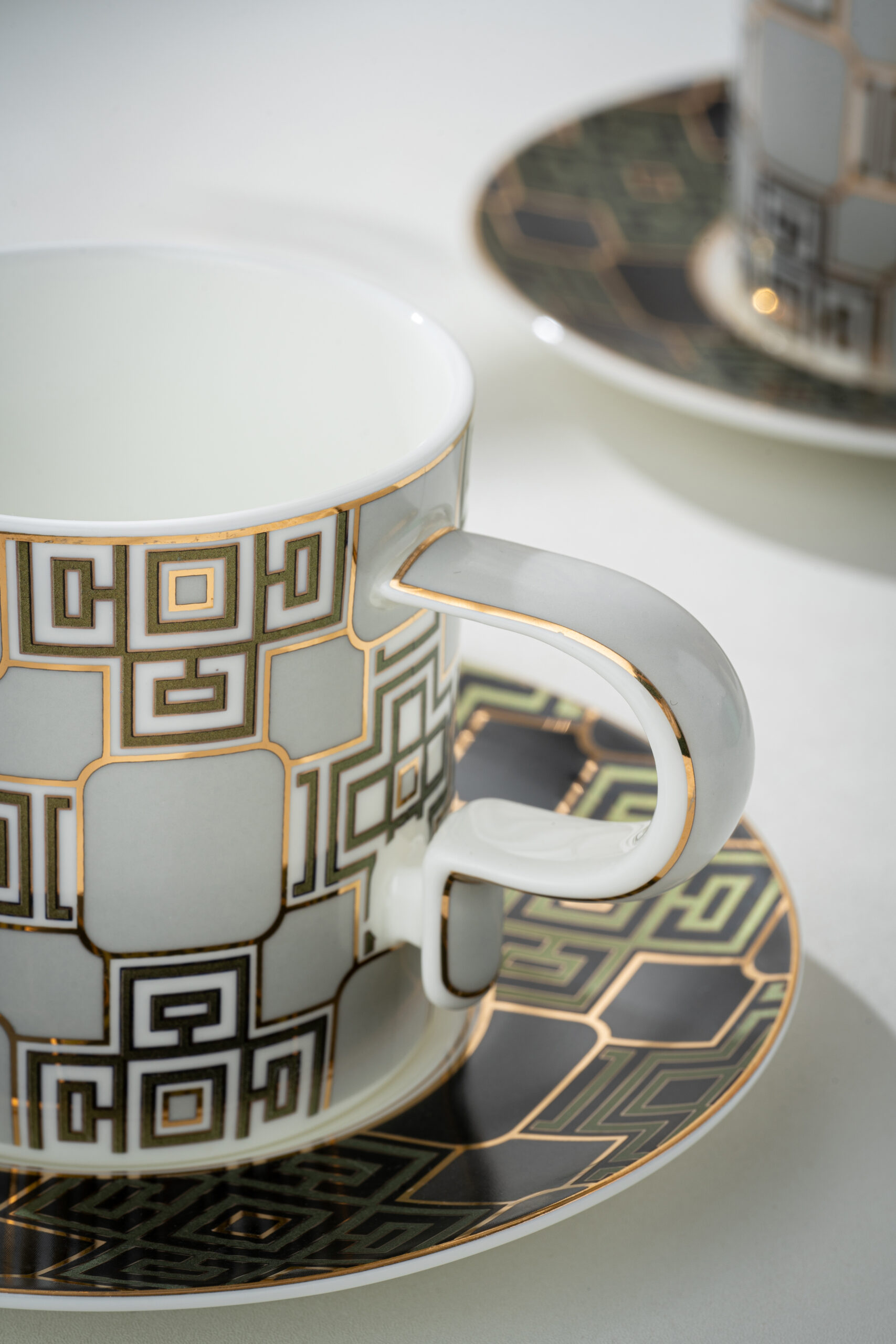 Yunbai Premium Fine Bone China Afternoon Tea Set – 1 Teapot + 4 Cups & Saucers, Elegant Floral Lace Design, Lightweight yet Durable, Ideal for Luxury Gift, Coffee/Tea Time, Home Dining - Image 4