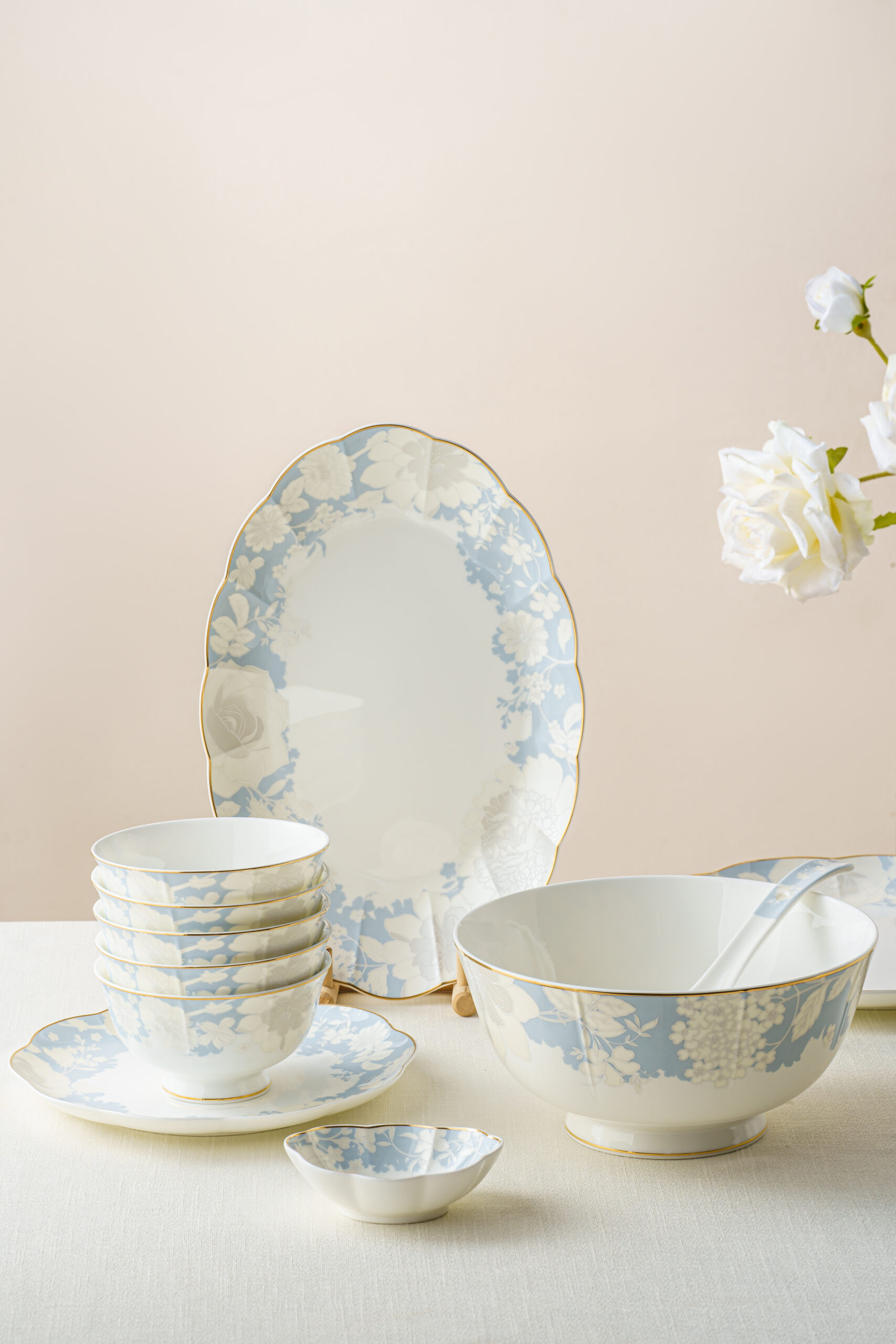 Luxury Blue Tone Bone China Dinnerware Set 36Pcs - 8-Person Service with Hand-Painted Elegance | Premium Gift Boxed in Leather Case, High-End Tableware Collection for Weddings, Corporate Gifting & Holiday Present (Zi Shi Collection) - Image 5