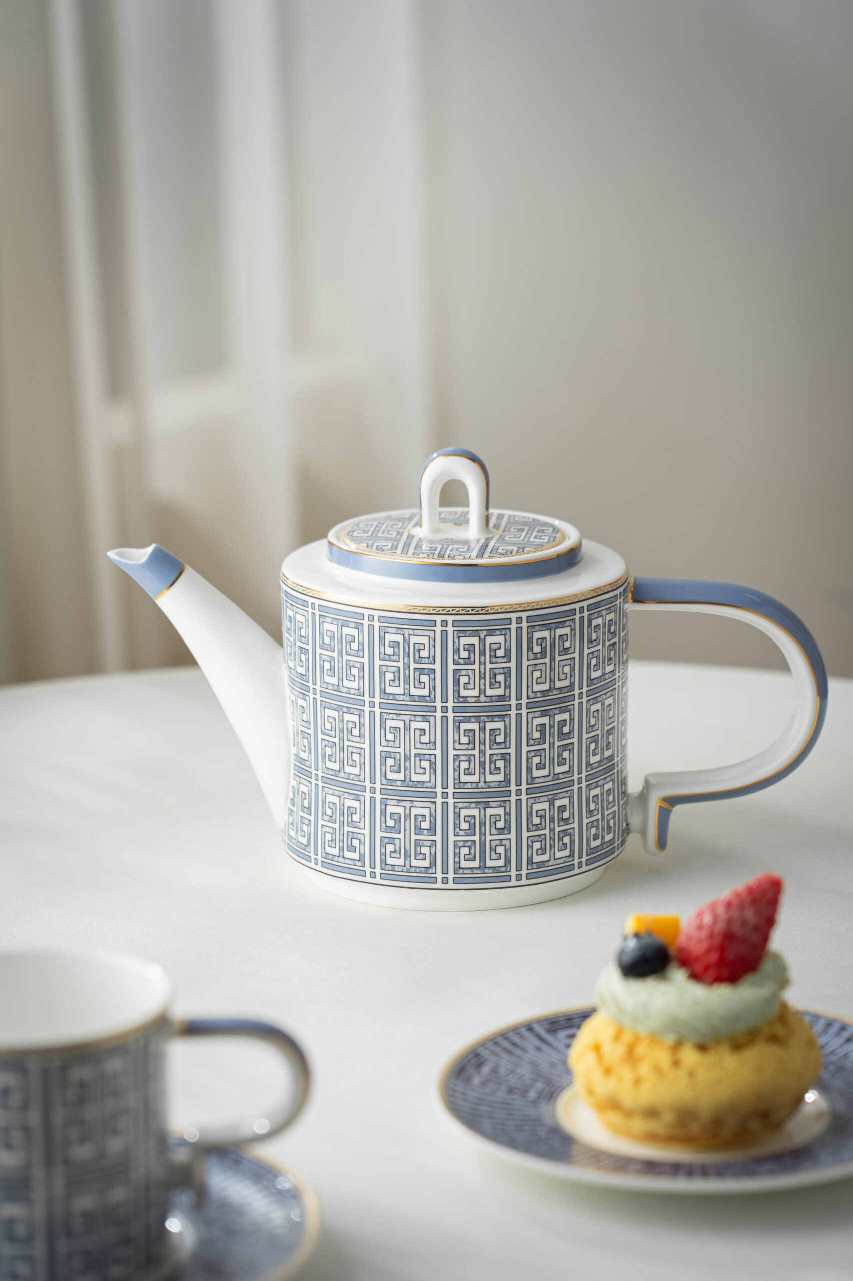 Yunbai Premium Fine Bone China Afternoon Tea Set – 1 Teapot + 4 Cups & Saucers, Elegant Floral Lace Design, Lightweight yet Durable, Ideal for Luxury Gift, Coffee/Tea Time, Home Dining - Image 12