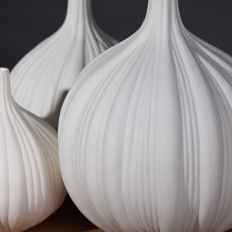 Curated Silhouettes Vase Set: White Ceramic Garlic Bud Vases for Modern Serene Interiors - Image 9